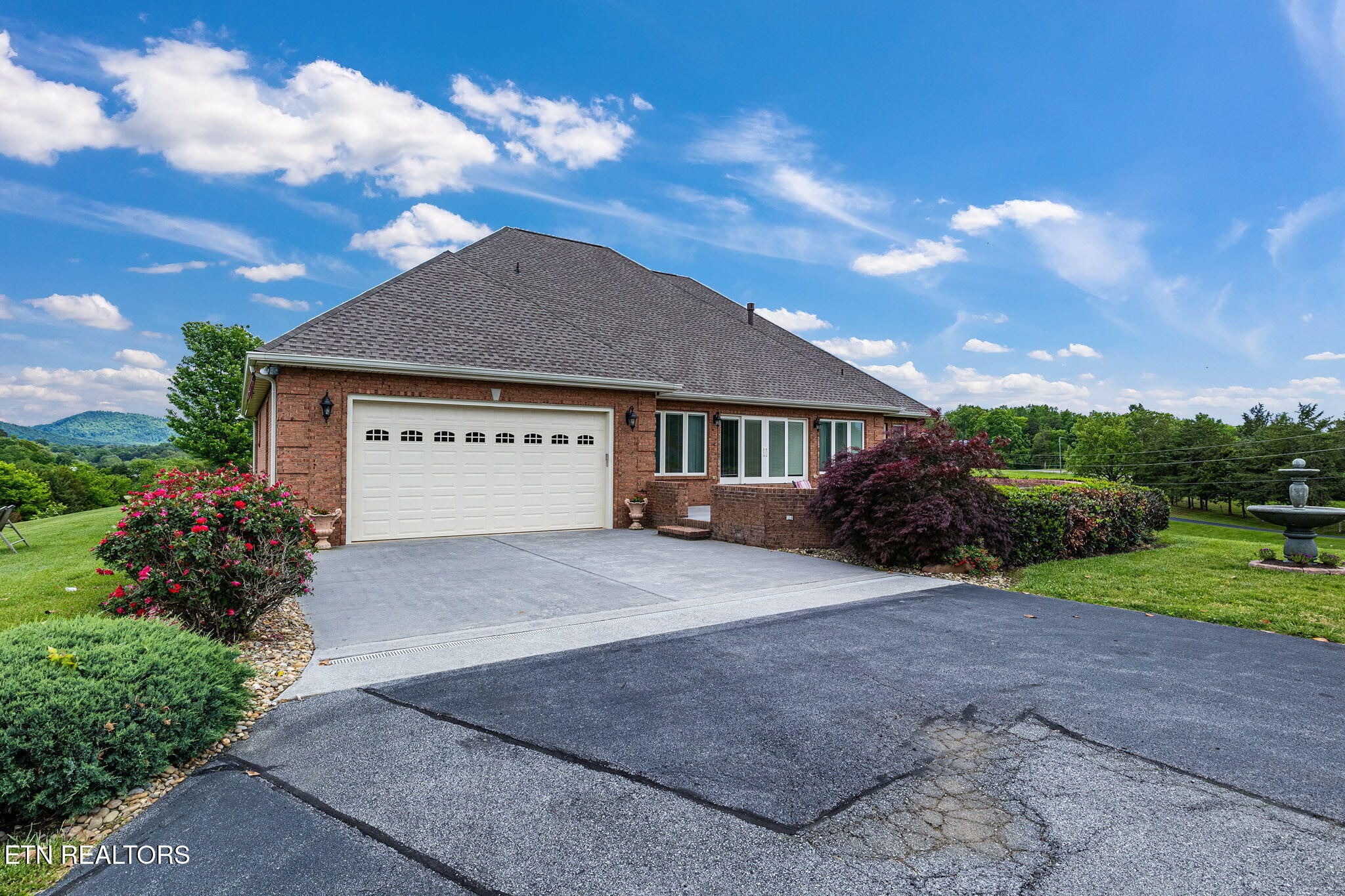 2630 E Walnut Grove Rd