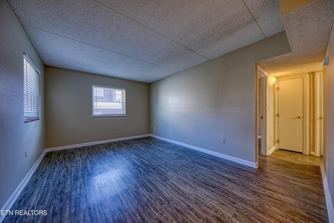 Tiny photo for 1211 Highland Avenue Ave #101, Knoxville, TN 37916 (MLS # 1318486)