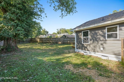 Tiny photo for 1716 Minnis Ave, Knoxville, TN 37920 (MLS # 1355234)