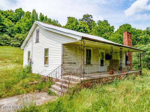 Single Family Residence in Powell TN 103 Brushy Valley Drive.jpg