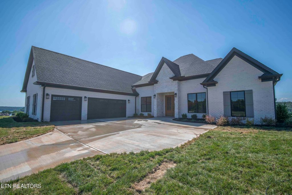 Photo of 256 Watercrest Drive, Vonore, TN 37885 (MLS # 1307288)