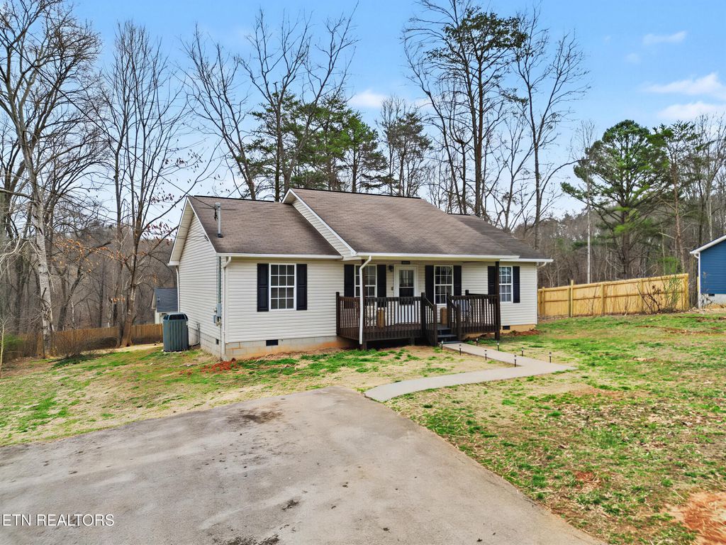 Photo of 1916 Big Chiefs Skyview Drive, Sevierville, TN 37876 (MLS # 1332766)