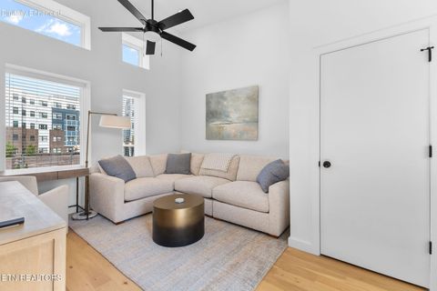 Tiny photo for 306 W Blount Ave, Knoxville, TN 37920 (MLS # 1337064)