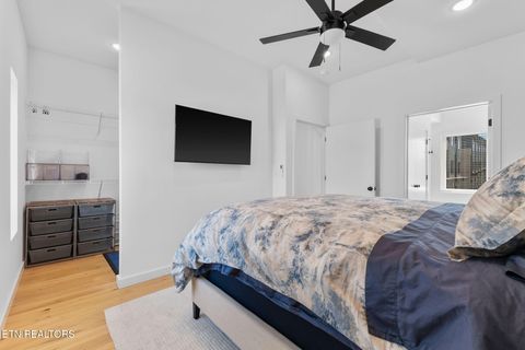 Tiny photo for 306 W Blount Ave, Knoxville, TN 37920 (MLS # 1337064)