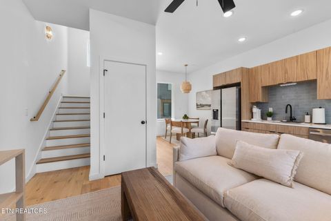 Tiny photo for 306 W Blount Ave, Knoxville, TN 37920 (MLS # 1337064)