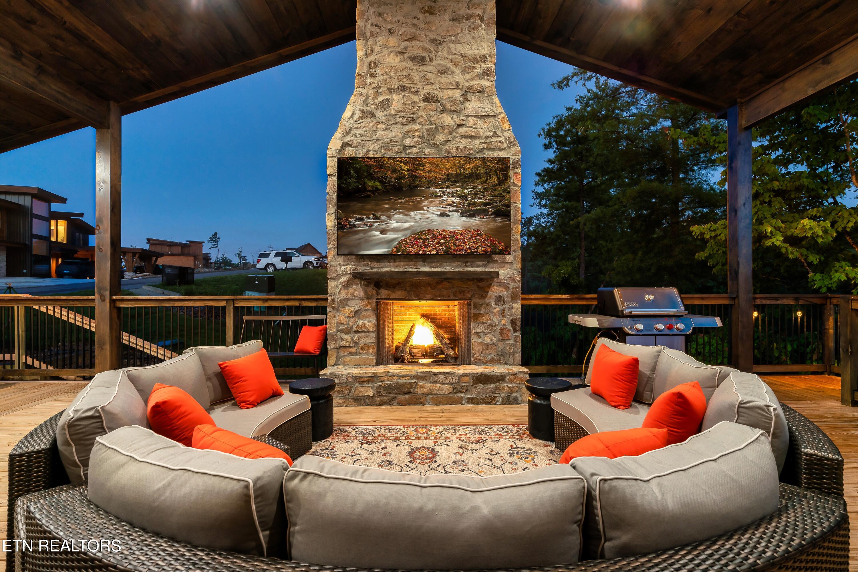 2353 Mimosa Drive