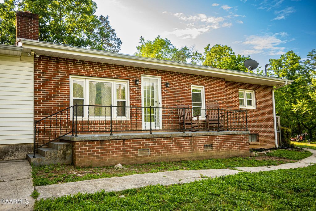 Photo of 575 Branch Rd, Blaine, TN 37709 (MLS # 1227038)