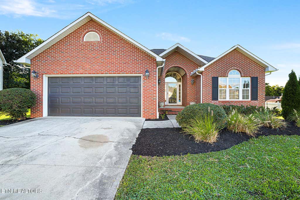 Photo of 509 Pebble Creek Rd, Knoxville, TN 37918 (MLS # 1350597)