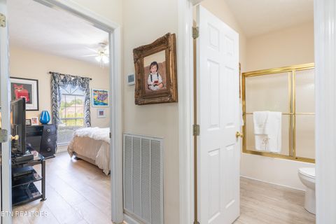 Tiny photo for 501 Glen Ives Way, Knoxville, TN 37919 (MLS # 1305493)