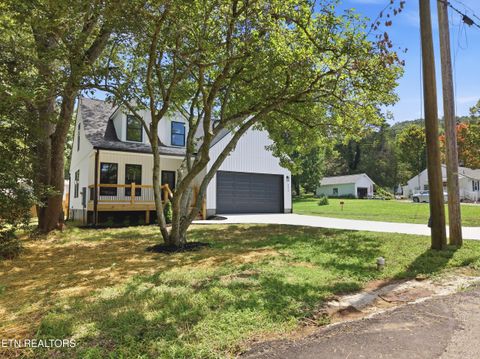 Photo of 211 Shipe Rd, Powell, TN 37849 (MLS # 1349112)