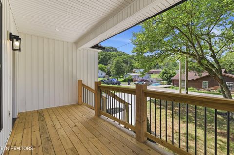 Tiny photo for 211 Shipe Rd, Powell, TN 37849 (MLS # 1349112)