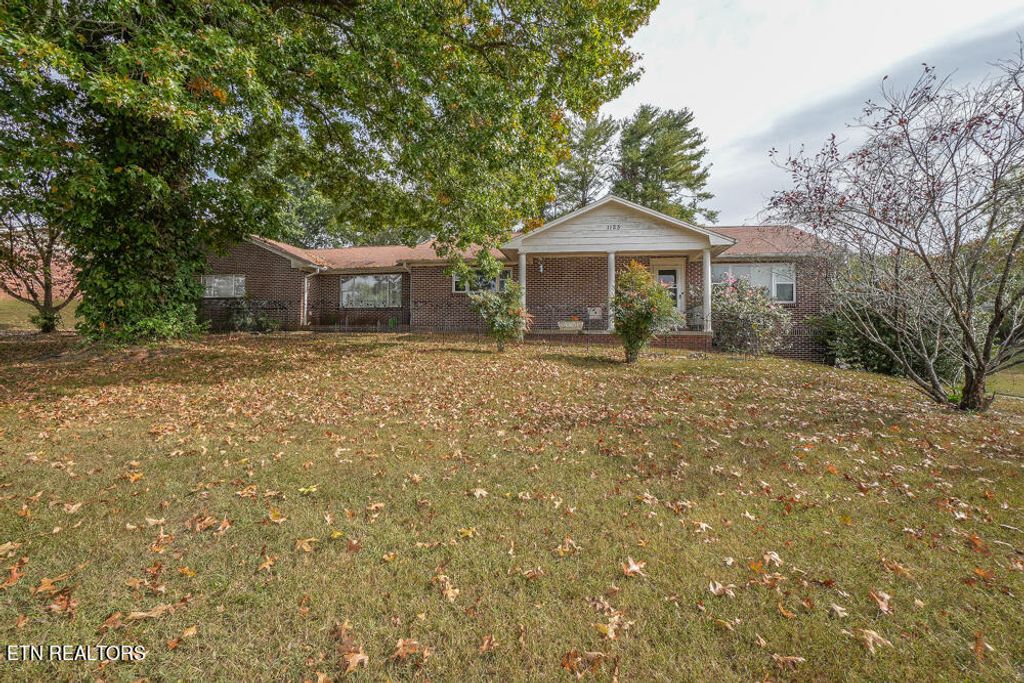 Photo of 1123 Scenic Hill Drive, Louisville, TN 37777 (MLS # 1243168)