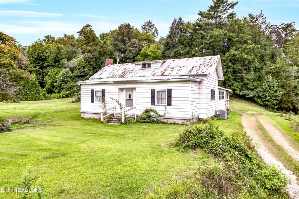 Photo of 123 Sexton Lane, Clinton, TN 37716 (MLS # 1331627)