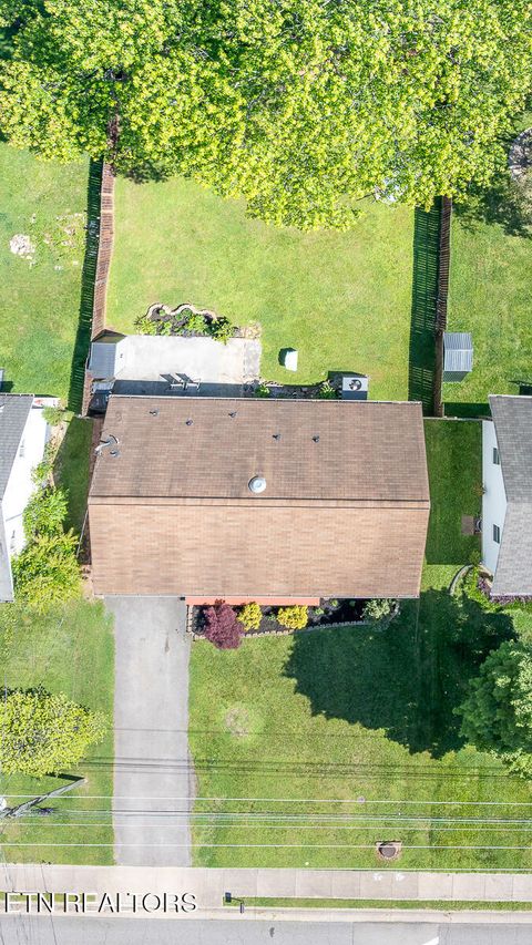 Tiny photo for 521 Tipton Ave, Knoxville, TN 37920 (MLS # 1340309)