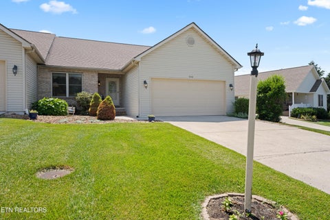 Photo of 556 Woodgate Drive, Crossville, TN 38571 (MLS # 1344897)