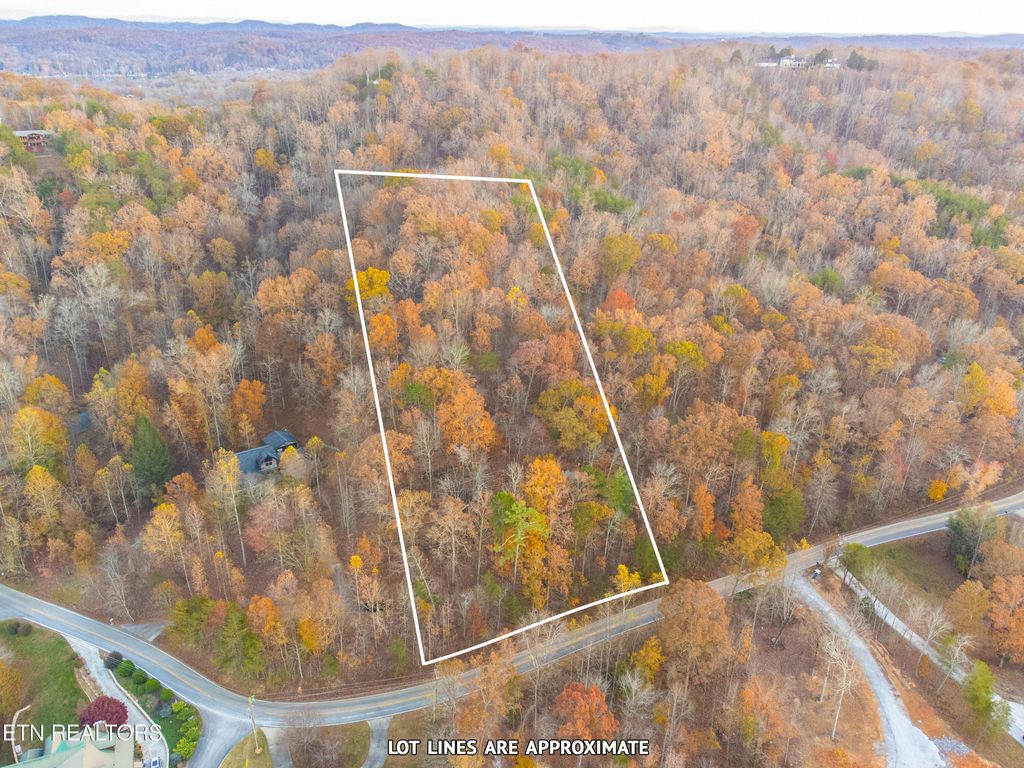Photo of 84 Indian Shadows Dr Off Drive, Ten Mile, TN 37880 (MLS # 1322337)