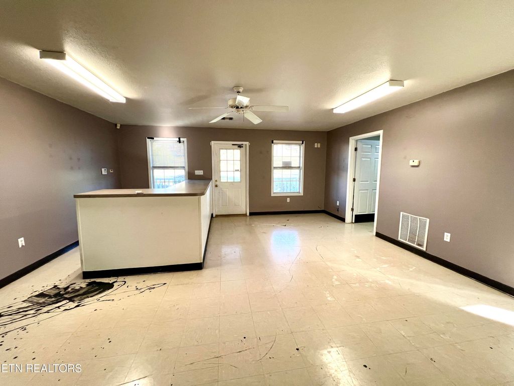 Photo of 1117 Oak Cluster Drive, Sevierville, TN 37862 (MLS # 1321622)