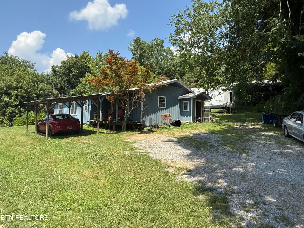 Photo of 290 Bull Run Rd, Powell, TN 37849 (MLS # 1308060)