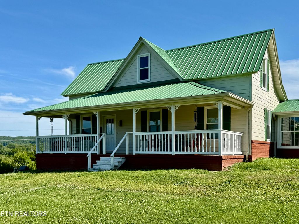 Photo of 886 Old Harriman Hwy, Oliver Springs, TN 37840 (MLS # 1341770)