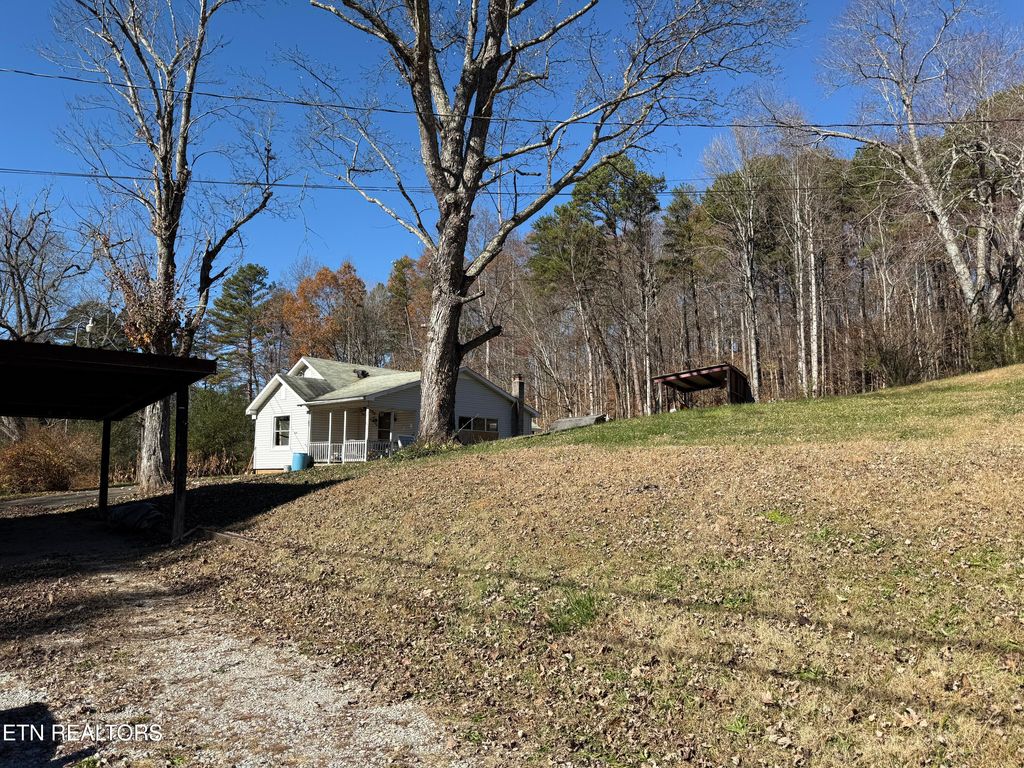 Photo of 4041 Rocky Branch Rd, Walland, TN 37886 (MLS # 1323075)