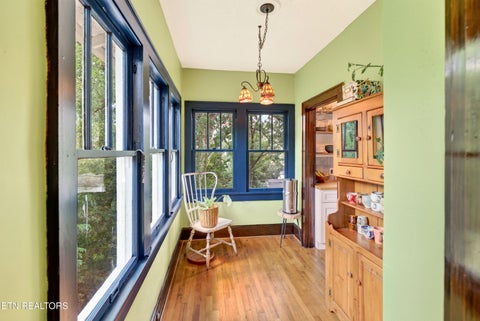 Tiny photo for 223 E Churchwell Ave, Knoxville, TN 37917 (MLS # 1354570)
