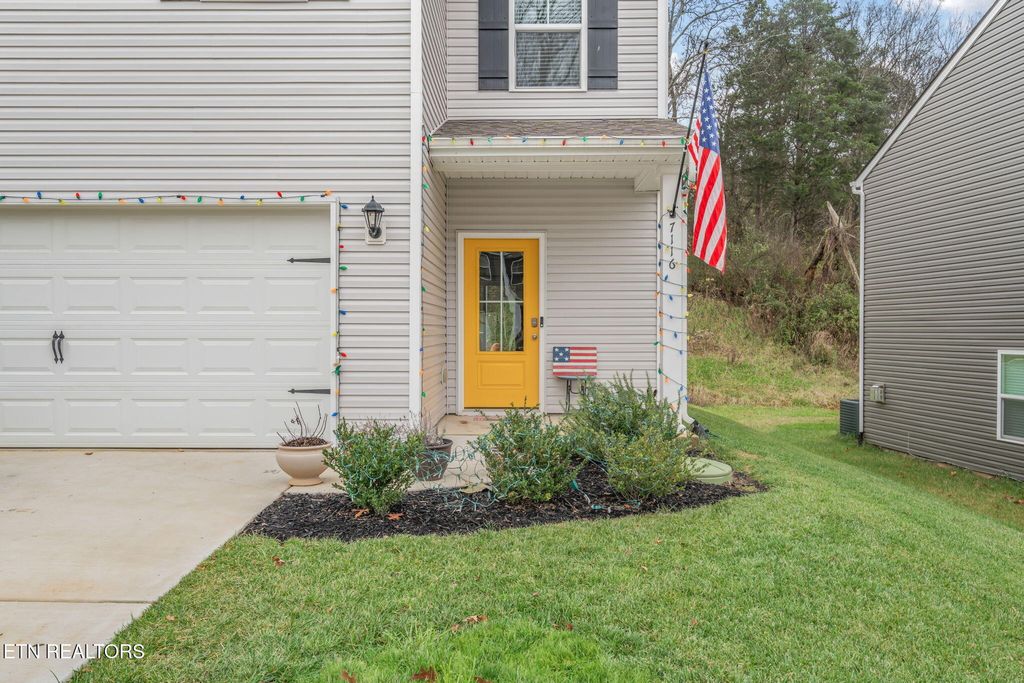 Photo of 7116 Dusty Rose Lane, Knoxville, TN 37921 (MLS # 1324082)