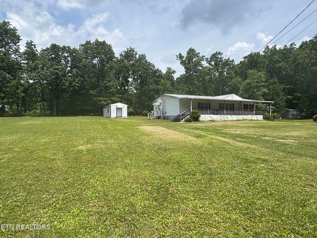 Photo of 4044 Saponac Drive, Crossville, TN 38572 (MLS # 1336650)