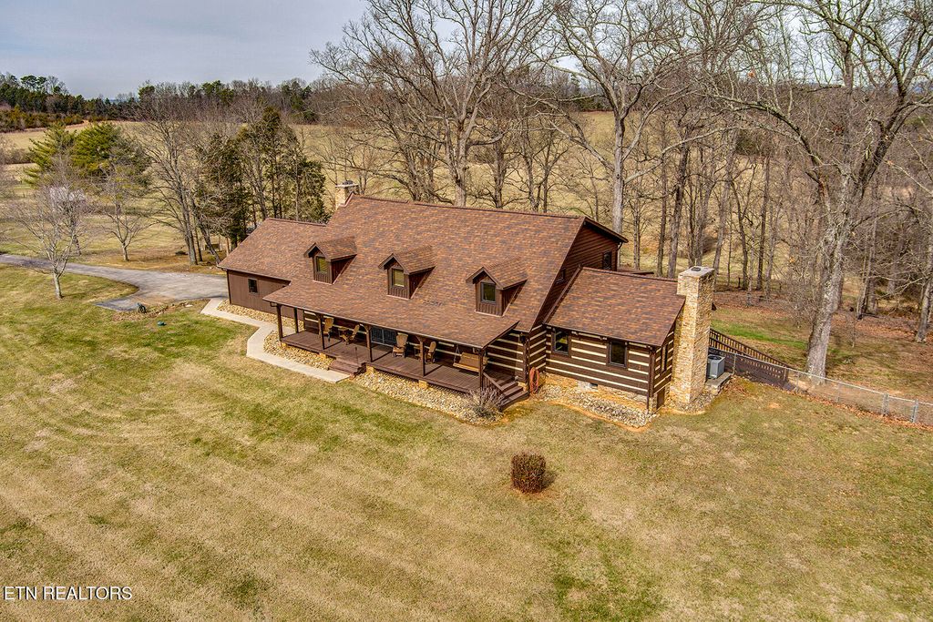 Photo of 1902 Fain Cemetery Rd, Dandridge, TN 37725 (MLS # 1330187)