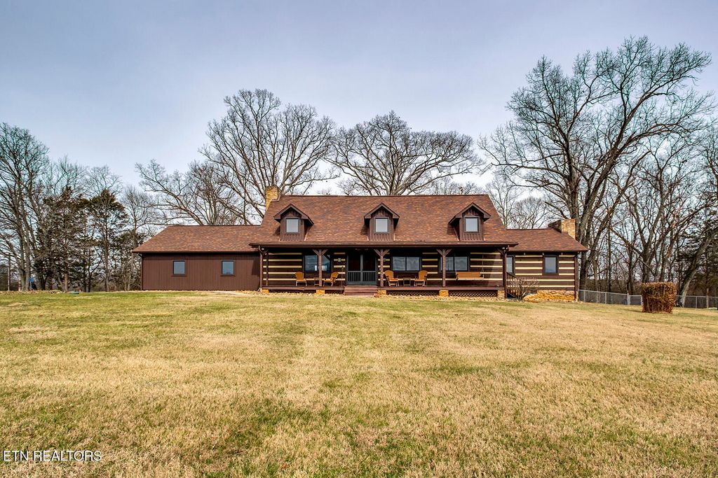 Photo of 1902 Fain Cemetery Rd, Dandridge, TN 37725 (MLS # 1330187)