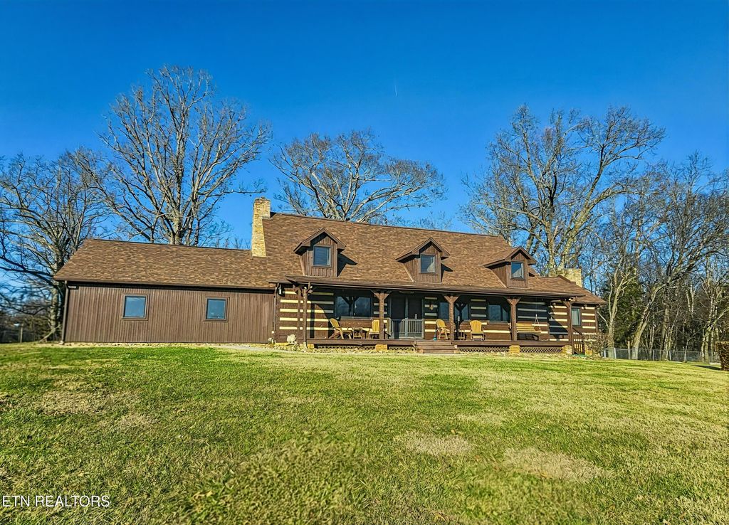 Photo of 1902 Fain Cemetery Rd, Dandridge, TN 37725 (MLS # 1330187)