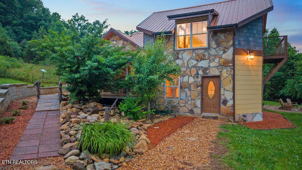 Photo of 735 County Rd 350, Sweetwater, TN 37874 (MLS # 1302234)