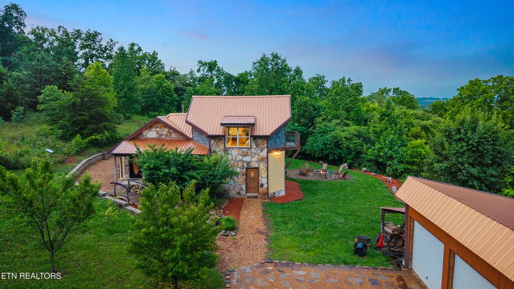 Photo of 735 County Rd 350, Sweetwater, TN 37874 (MLS # 1302234)