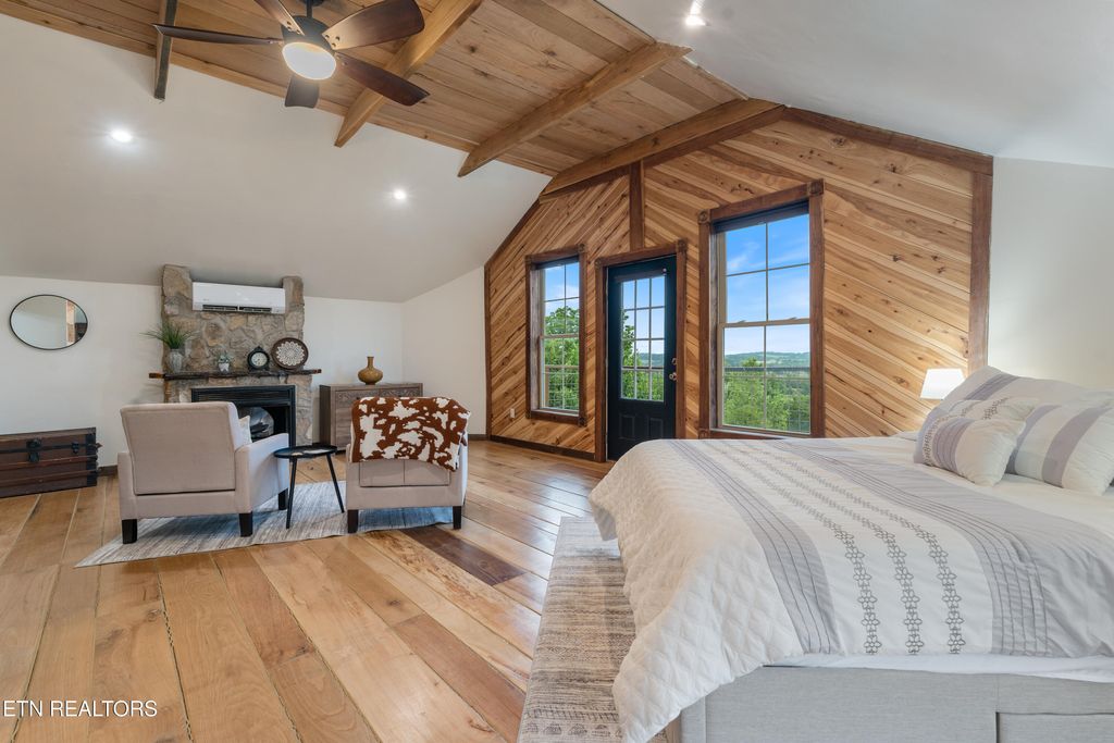 Photo of 735 County Rd 350, Sweetwater, TN 37874 (MLS # 1302234)