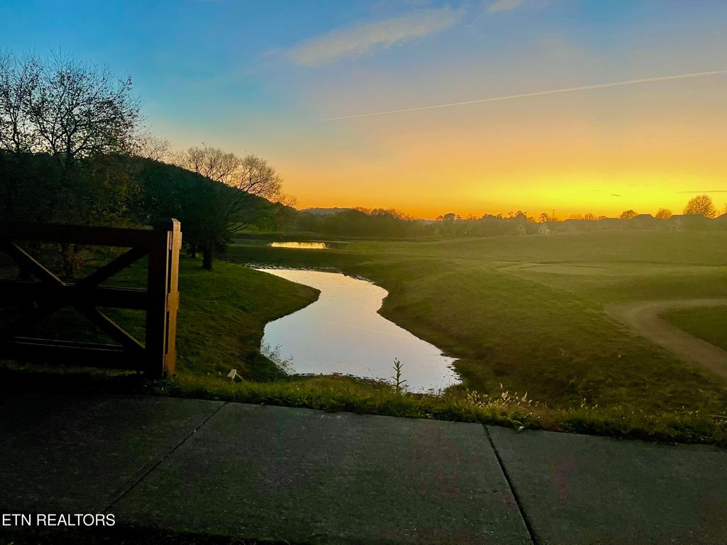 Photo of 158 Hammock Court, Loudon, TN 37774 (MLS # 1328104)