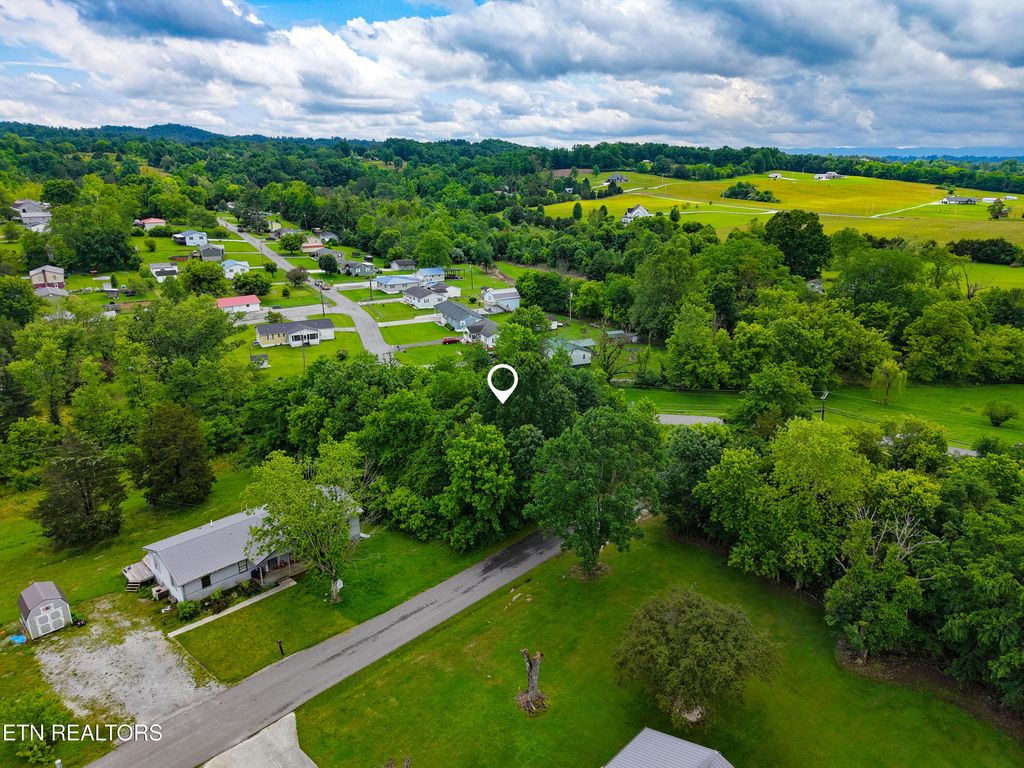 Photo of Brook Lane, LaFollette, TN 37766 (MLS # 1302697)