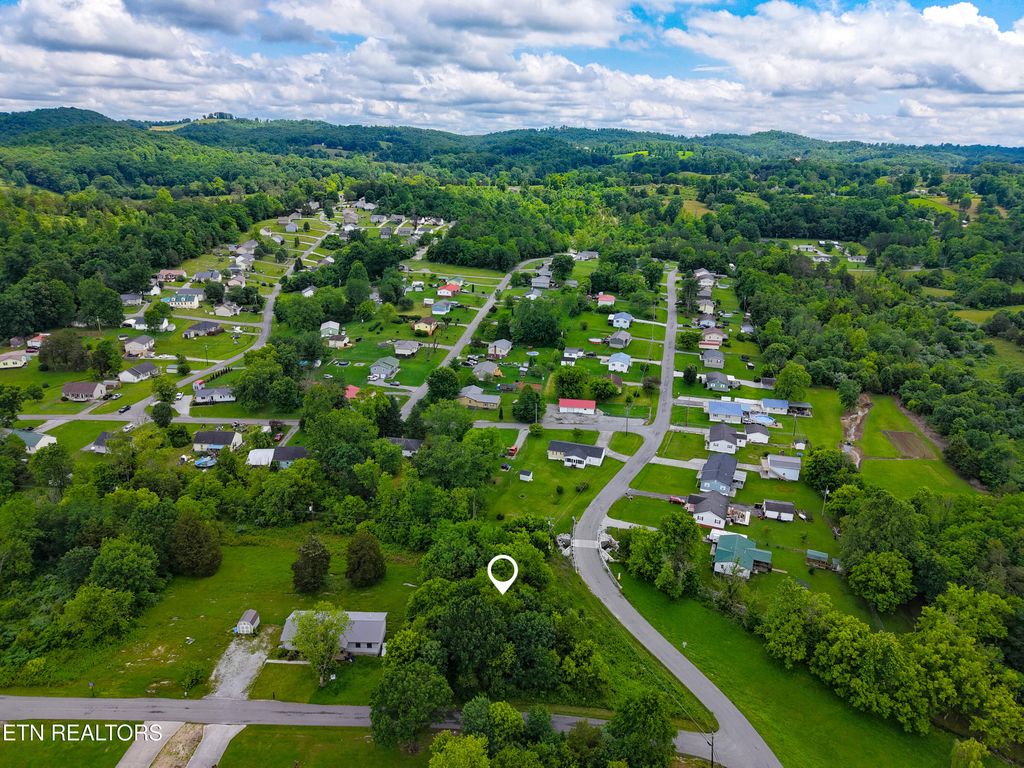 Photo of Brook Lane, LaFollette, TN 37766 (MLS # 1302697)