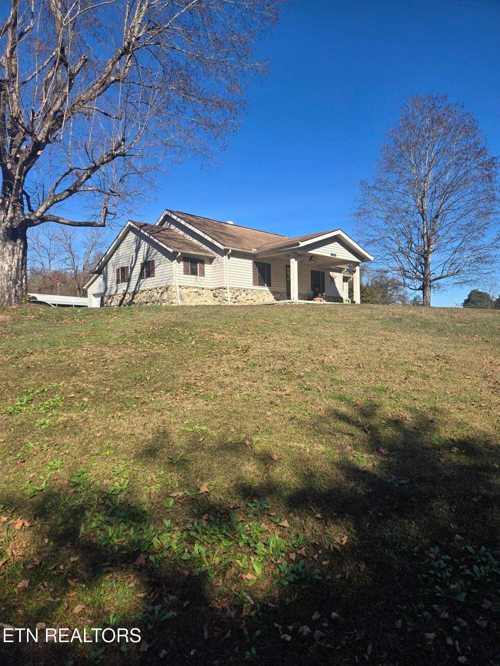 Photo of 152 Batley Loop Rd, Clinton, TN 37716 (MLS # 1321762)