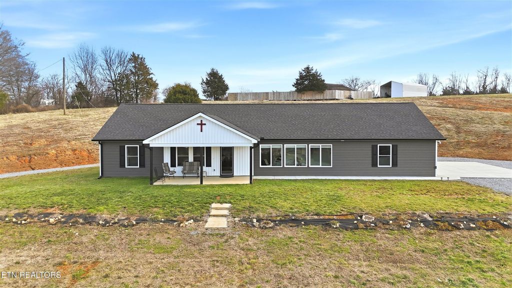 Photo of 6911 Fairview Rd, Corryton, TN 37721 (MLS # 1329059)