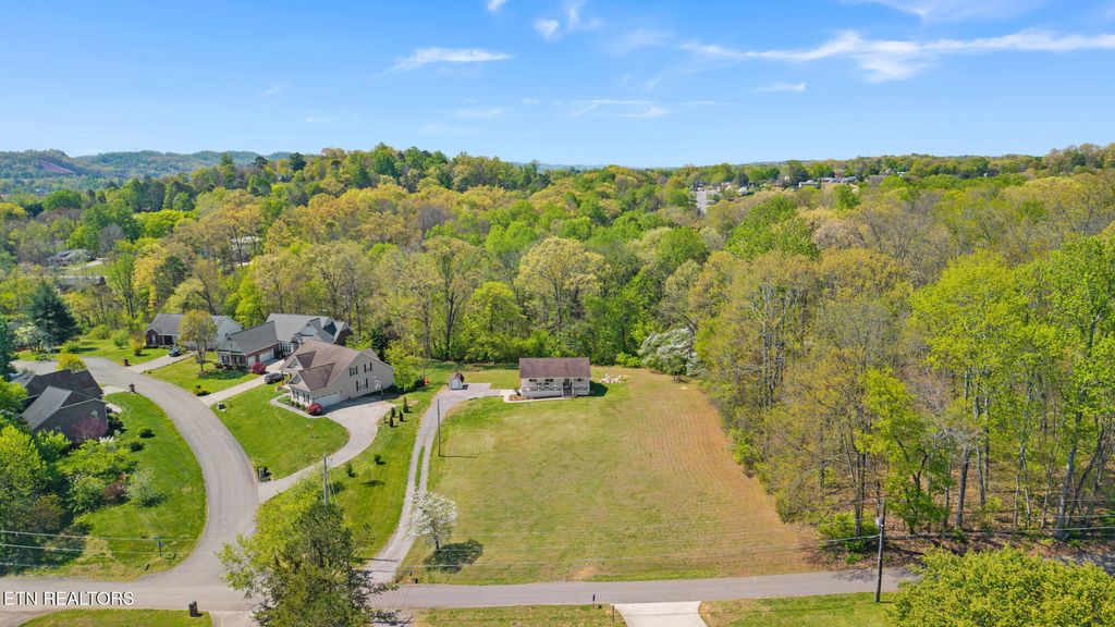 Photo of 8001 Helen Drive, Powell, TN 37849 (MLS # 1336449)