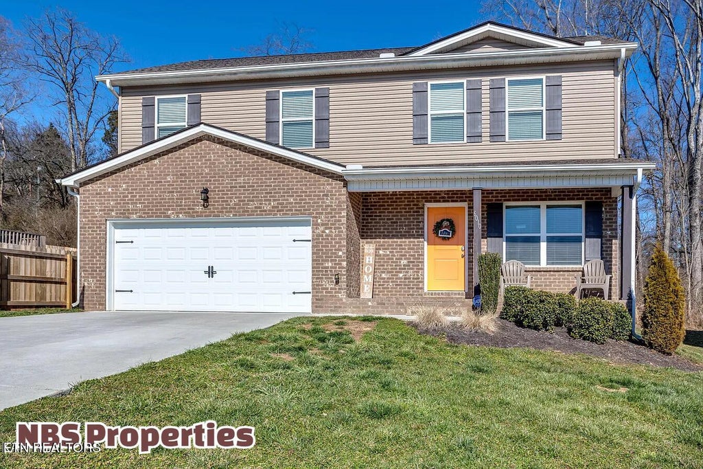 Photo of 6010 Freebird Lane, Knoxville, TN 37912 (MLS # 1356602)