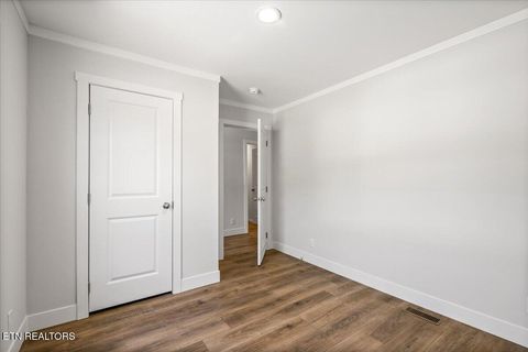 Tiny photo for 359 McDeerman Rd, Jacksboro, TN 37757 (MLS # 1317779)