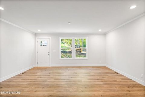 Tiny photo for 359 McDeerman Rd, Jacksboro, TN 37757 (MLS # 1317779)