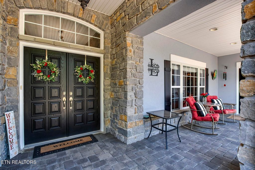 Photo of 104 Greenfinch Drive, Vonore, TN 37885 (MLS # 1322090)