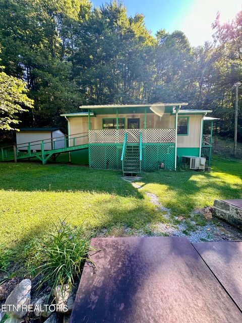 176 Pearly Ward Lane Caryville TN 37714