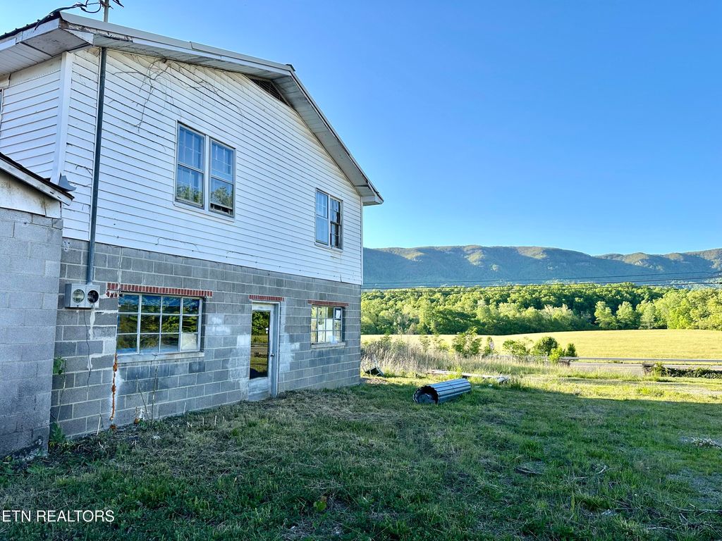 Photo of 118 Haines Rd, Ewing, VA 24248 (MLS # 1340189)