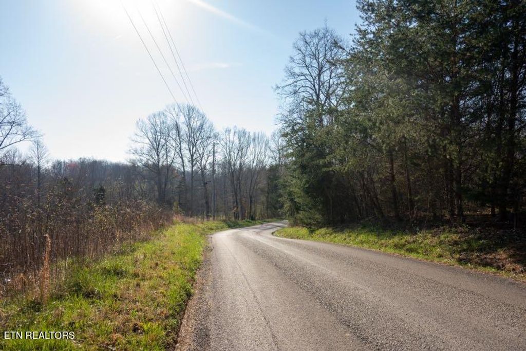 Photo of 174 Turkeytown Rd, Hilham, TN 38568 (MLS # 1333829)