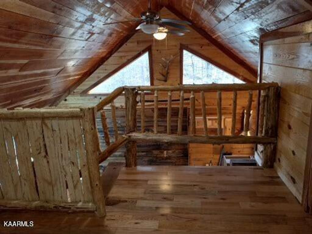 Photo of 4113 Lone Mountain Rd, New Tazewell, TN 37825 (MLS # 1226734)