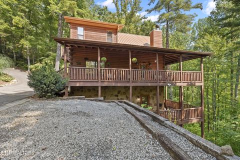 2439 Woodside Lane Sevierville TN 37862