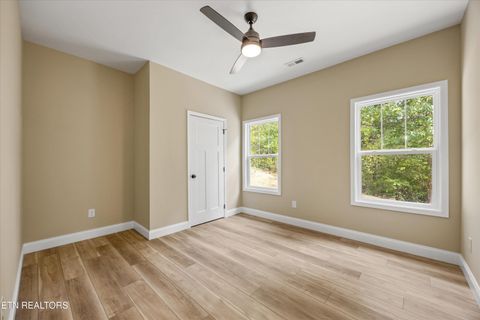 Tiny photo for 210 Daniel Morris Point, Clinton, TN 37716 (MLS # 1315761)