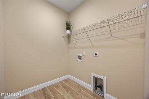 Tiny photo for 210 Daniel Morris Point, Clinton, TN 37716 (MLS # 1315761)